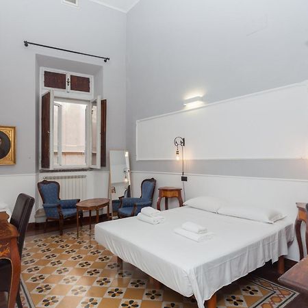 Palazzo Del Duca Piazza Navona Guest House Rom Exterior foto