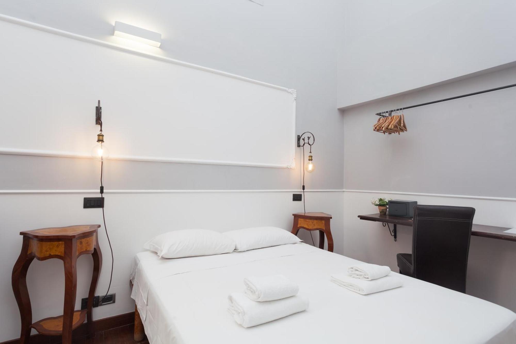 Palazzo Del Duca Piazza Navona Guest House Rom Exterior foto
